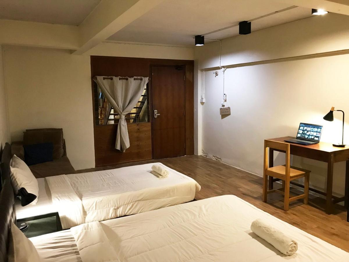 Boundary Hostel And Cafe Surat Thani Dış mekan fotoğraf